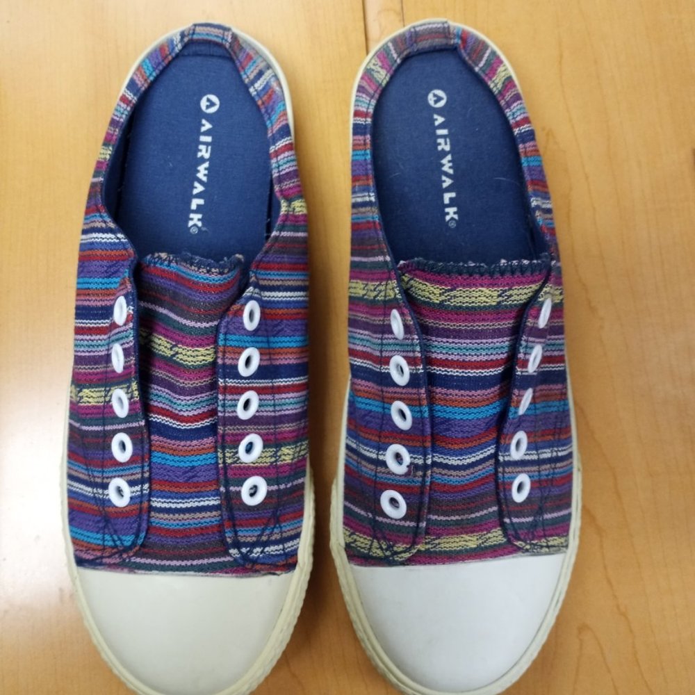 Airwalk mules